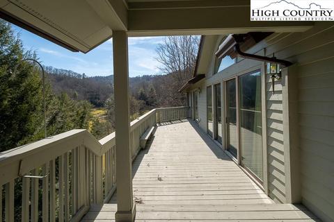 601 The Frst UNIT 4, Boone, NC 28607 photo 10