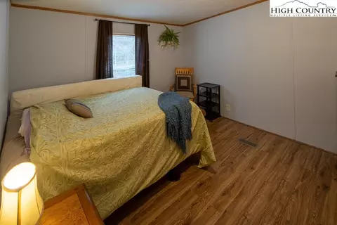 722 Rhymer Branch Rd, Deep Gap, NC 28618 photo 22