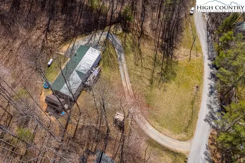 722 Rhymer Branch Rd, Deep Gap, NC 28618 photo 5