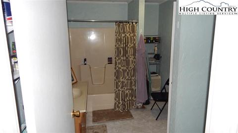 723 Kimberly Ln, Boone, NC 28607 photo 8