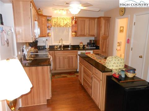17 Elderberry Loop, Newland, NC 28657 photo 7