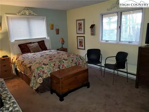 570 Pineview Dr, Boone, NC 28607 photo 11
