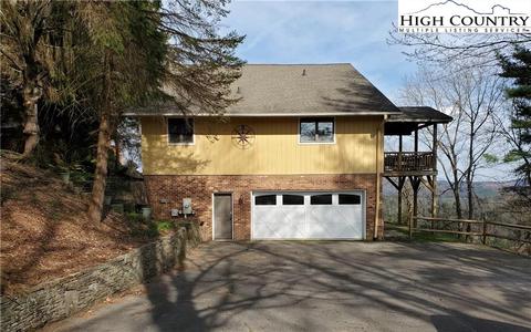 570 Pineview Dr, Boone, NC 28607 photo 1