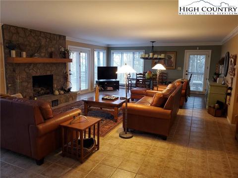 570 Pineview Dr, Boone, NC 28607 photo 4
