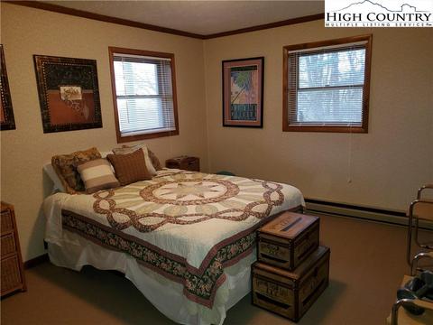 570 Pineview Dr, Boone, NC 28607 photo 17