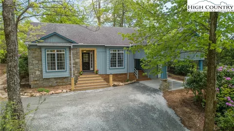 194 Troon Ave, Glade Valley, NC 28627 photo 2