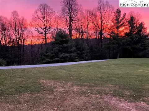 194 Troon Ave, Glade Valley, NC 28627 photo 3