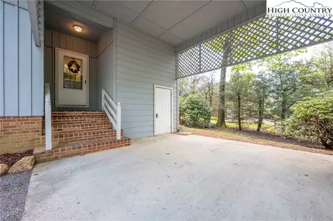 194 Troon Ave, Glade Valley, NC 28627 photo 12