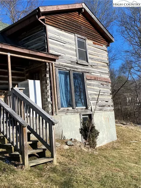 348 Monarch Ln, Boone, NC 28607 photo 5