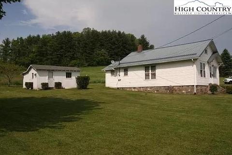 193 Old E King St, Boone, NC 28607 photo 1