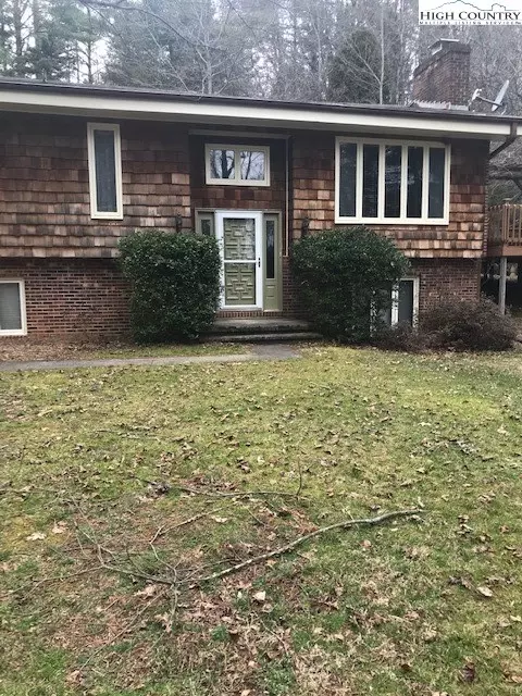 5863 Castle Ford Rd, Todd, NC 28684 photo 2