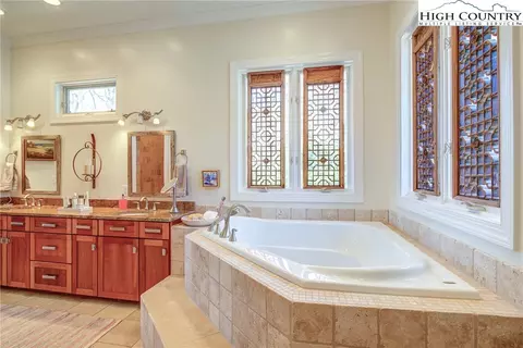 799 Forestridge Dr, Boone, NC 28607 photo 31