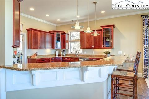 799 Forestridge Dr, Boone, NC 28607 photo 21
