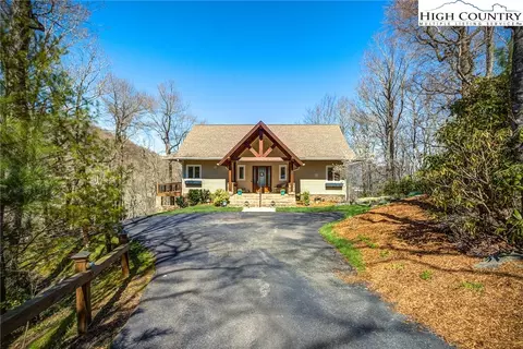799 Forestridge Dr, Boone, NC 28607 photo 9