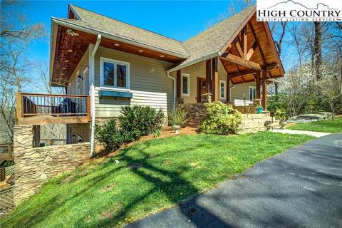 799 Forestridge Dr, Boone, NC 28607 photo 4