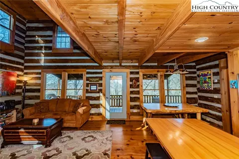 384 Yellow Bear Rd, Todd, NC 28684 photo 4