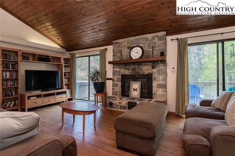 171 Trout Lake Rd, Deep Gap, NC 28618 photo 8