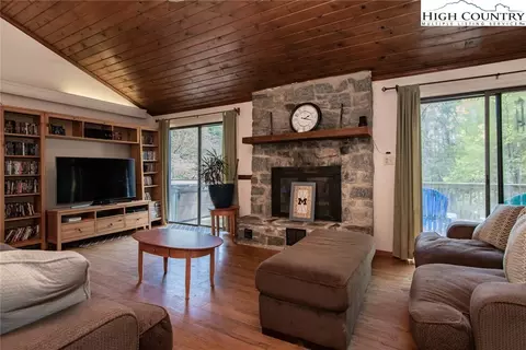 171 Trout Lake Rd, Deep Gap, NC 28618 photo 8