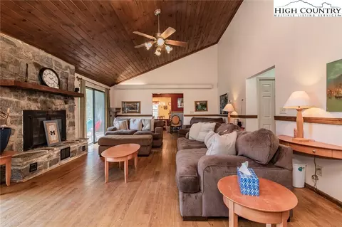171 Trout Lake Rd, Deep Gap, NC 28618 photo 10