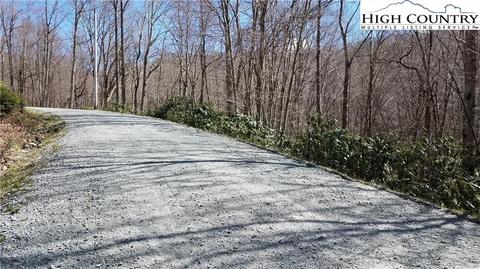 305 Jackpine Rd, Beech Mountain, NC 28604 photo 3