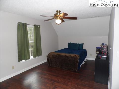 75 River Pointe Ln, Sparta, NC 28675 photo 21
