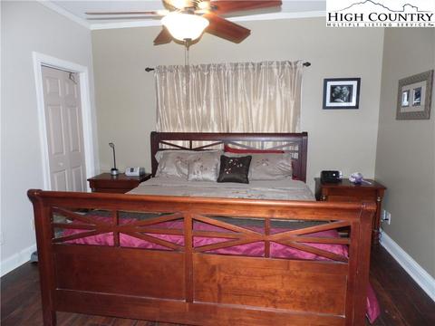 75 River Pointe Ln, Sparta, NC 28675 photo 14