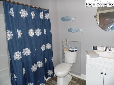 75 River Pointe Ln, Sparta, NC 28675 photo 31