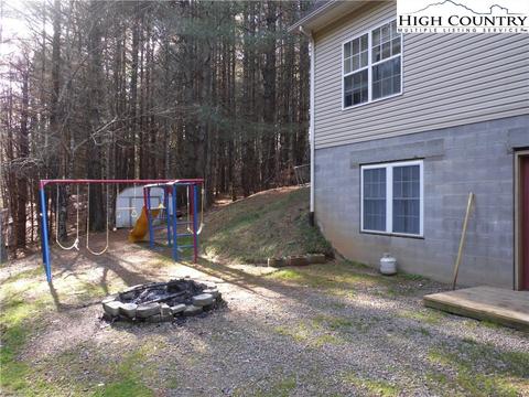 75 River Pointe Ln, Sparta, NC 28675 photo 50