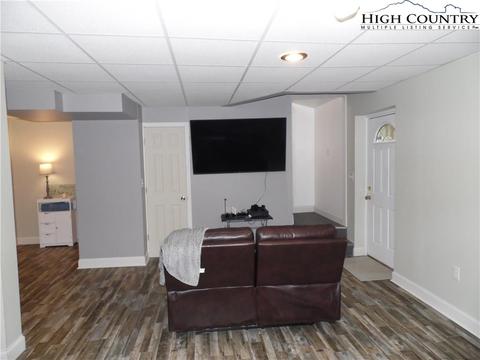 75 River Pointe Ln, Sparta, NC 28675 photo 29