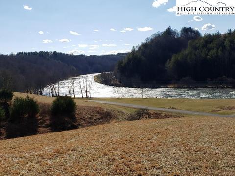 37 Moxley Ridge Road, Independence, VA 24348