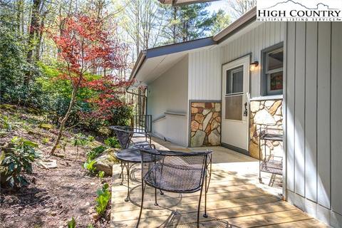 585 Tarleton Cir, Boone, NC 28607 photo 6