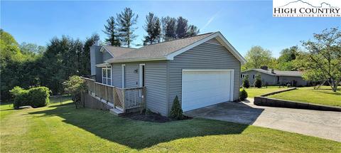 726 Appalachian Dr, Boone, NC 28607 photo 2