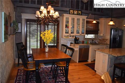 502 Hidden Mountain Ln, Crumpler, NC 28617 photo 12