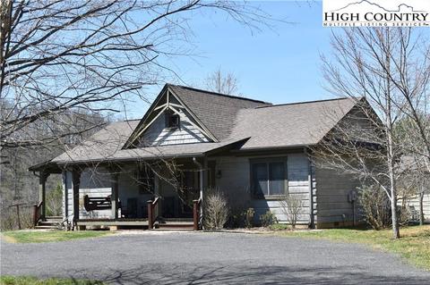 502 Hidden Mountain Ln, Crumpler, NC 28617 photo 1