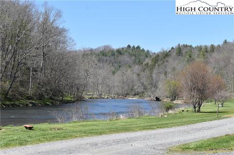502 Hidden Mountain Ln, Crumpler, NC 28617 photo 38