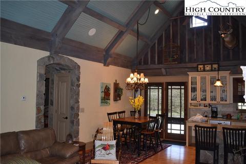 502 Hidden Mountain Ln, Crumpler, NC 28617 photo 19
