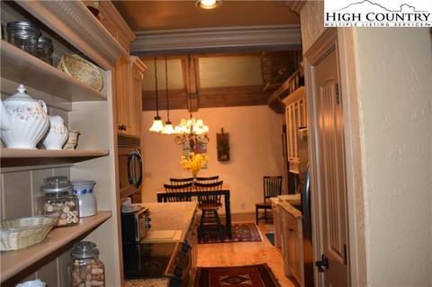 502 Hidden Mountain Ln, Crumpler, NC 28617 photo 16