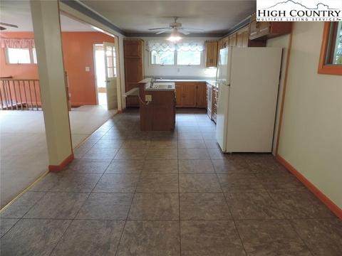175 Thunder Ln, Boone, NC 28607 photo 5