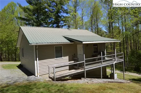 496 Folger Rd, Sparta, NC 28675 photo 6