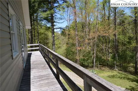 496 Folger Rd, Sparta, NC 28675 photo 10