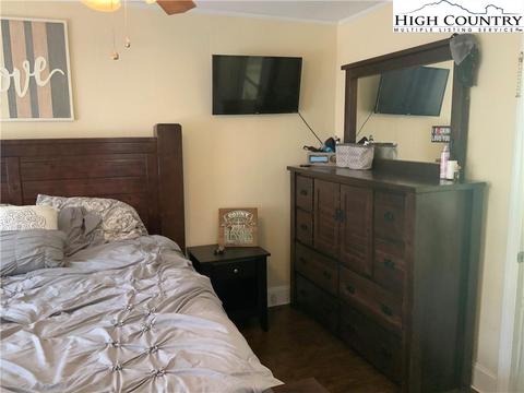 570 Jerd Branch Rd, Lansing, NC 28643 photo 17