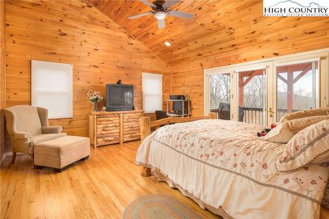 146 Four Diamond Dr, Seven Devils, NC 28604 photo 12