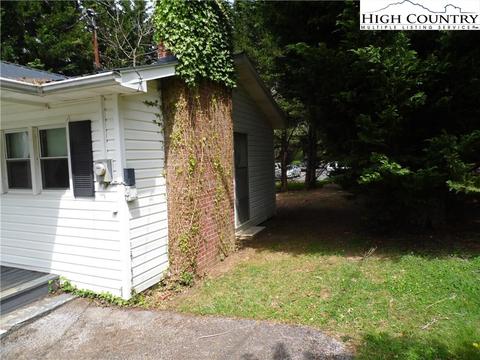 219 Cherry St, Sparta, NC 28675 photo 16