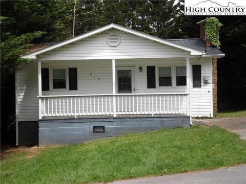 219 Cherry St, Sparta, NC 28675 photo 1