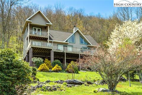 133 Swiss Ln, Seven Devils, NC 28604 photo 1
