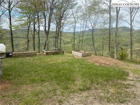 855 Mountain High Rd, Sparta, NC 28675 photo 4