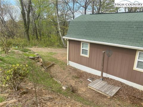 855 Mountain High Rd, Sparta, NC 28675 photo 8
