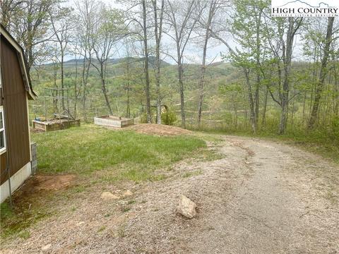 855 Mountain High Rd, Sparta, NC 28675 photo 6