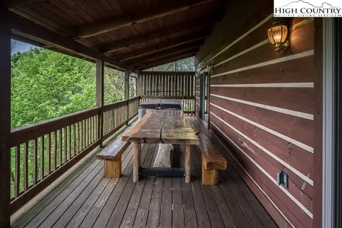 800 Alpine Dr, Seven Devils, NC 28604 photo 8