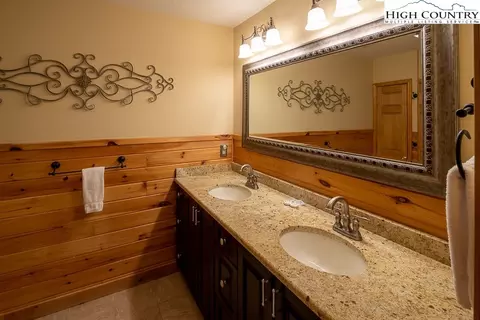 800 Alpine Dr, Seven Devils, NC 28604 photo 22
